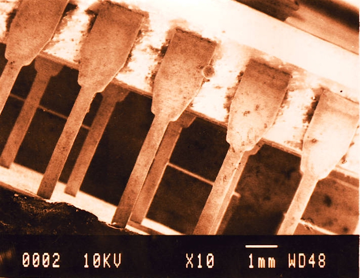 מארז אלקטרוני