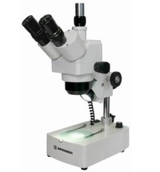 מיקרוסקופ סטריאו